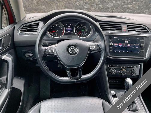 Orange Metallic 2018 Volkswagen Tiguan 2.0T SE 4MOTION