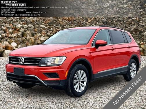 Orange Metallic 2018 Volkswagen Tiguan 2.0T SE 4MOTION