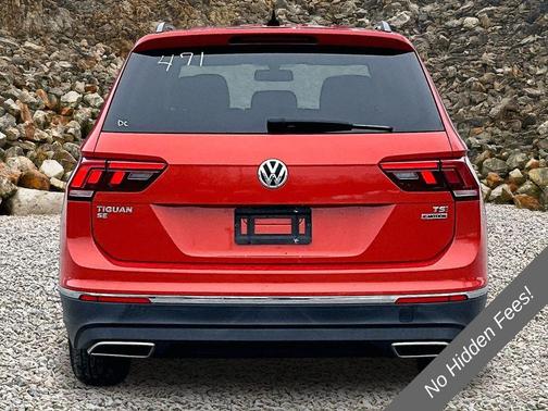 Orange Metallic 2018 Volkswagen Tiguan 2.0T SE 4MOTION