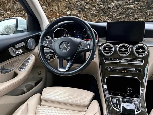 2018 Mercedes-Benz GLC 300 4MATIC