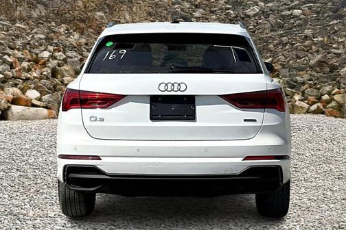 2023 Audi Q3 Premium 45 TFSI S line quattro Tiptronic