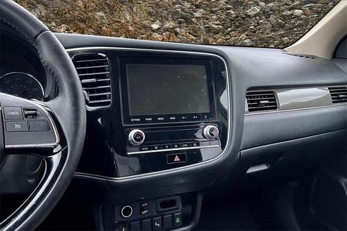 2020 Mitsubishi Outlander SEL