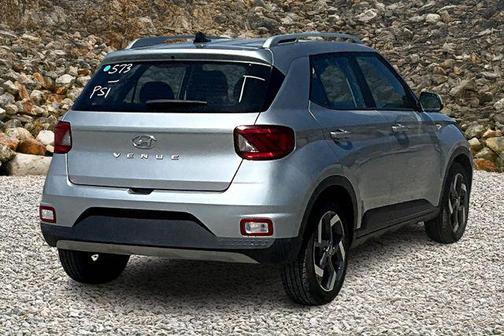 2021 Hyundai VENUE SEL