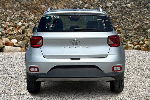 2021 Hyundai VENUE SEL