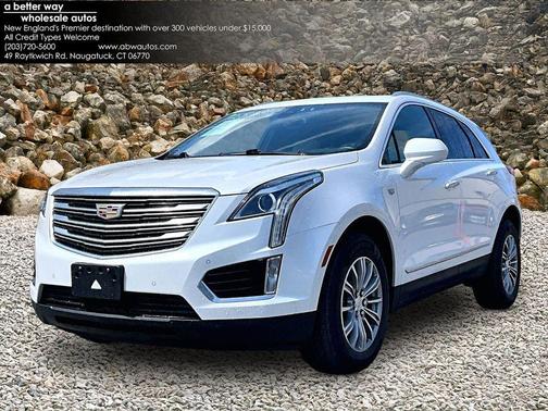 Crystal White Tricoat 2017 Cadillac XT5 Luxury