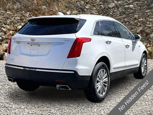 Crystal White Tricoat 2017 Cadillac XT5 Luxury