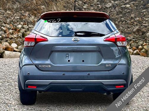 Gun Metallic/Monarch Orange 2020 Nissan Kicks SR