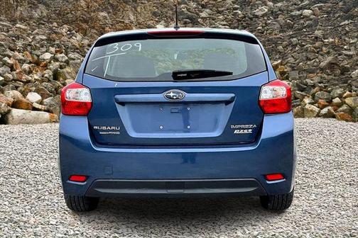 2012 Subaru Impreza 2.0i Premium