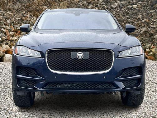 2019 Jaguar F-PACE 25t Premium