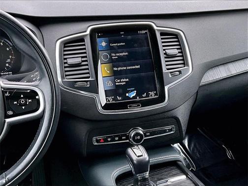 2020 Volvo XC90 T6 Momentum