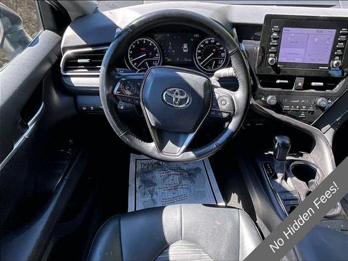 Ice 2024 Toyota Camry SE
