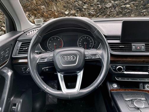 2018 Audi Q5 2.0T Tech Premium