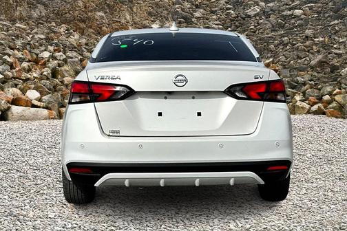 2021 Nissan Versa 1.6 SV