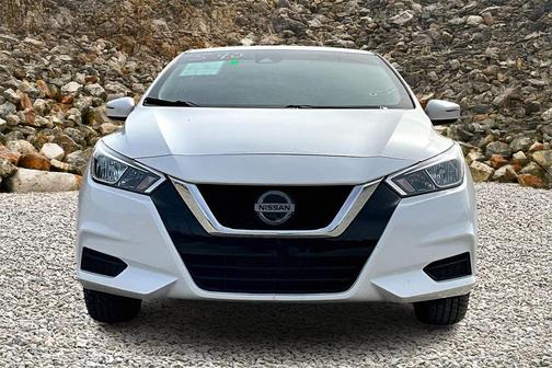 2021 Nissan Versa 1.6 SV