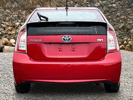2015 Toyota Prius Three