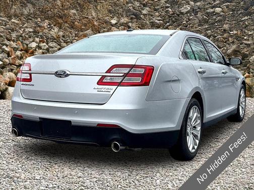 Ingot Silver 2018 Ford Taurus Limited
