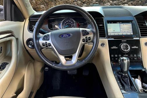 2018 Ford Taurus Limited
