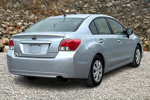 2013 Subaru Impreza 2.0i