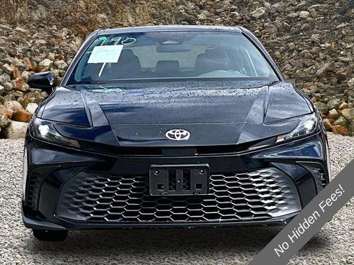 Midnight Black Metallic 2025 Toyota Camry SE