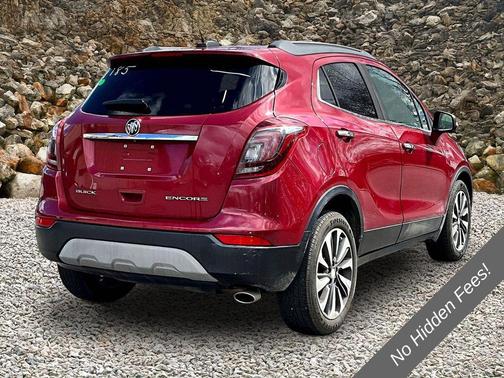 Winterberry Red Metallic 2018 Buick Encore Essence