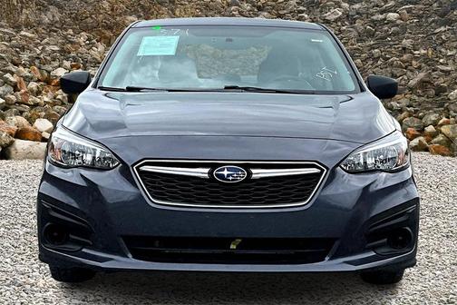 2017 Subaru Impreza 2.0i