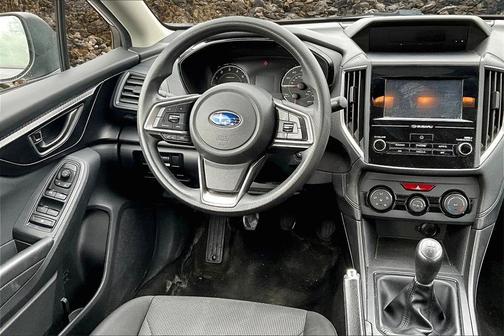 2017 Subaru Impreza 2.0i