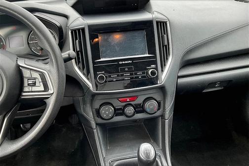 2017 Subaru Impreza 2.0i