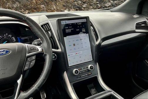 2021 Ford Edge ST Line