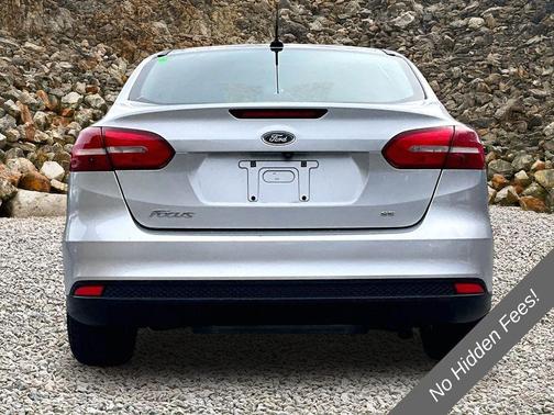 Ingot Silver 2016 Ford Focus SE