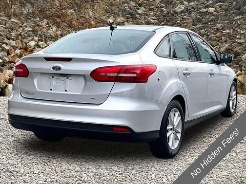 Ingot Silver 2016 Ford Focus SE
