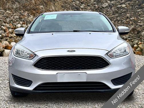 Ingot Silver 2016 Ford Focus SE