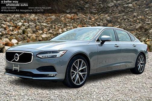 2018 Volvo S90 T5 Momentum