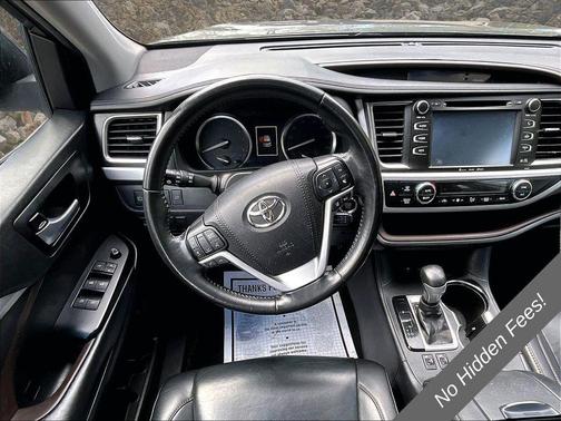 Predawn Gray Mica 2019 Toyota Highlander XLE