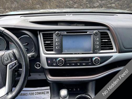 Predawn Gray Mica 2019 Toyota Highlander XLE