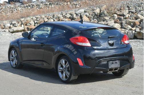 2013 Hyundai Veloster Base