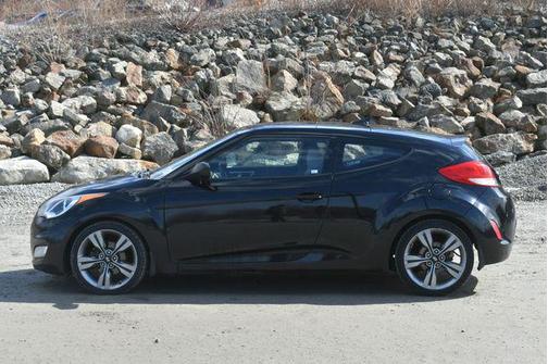 2013 Hyundai Veloster Base