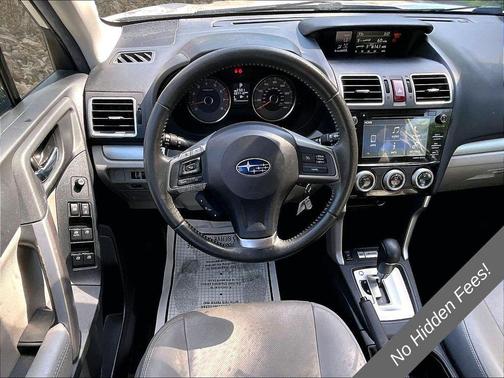 Crystal White Pearl 2016 Subaru Forester 2.5i Limited