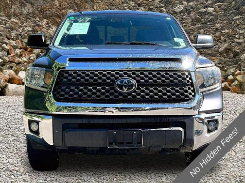 Magnetic Gray Metallic 2018 Toyota Tundra SR5