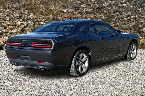 2015 Dodge Challenger SXT