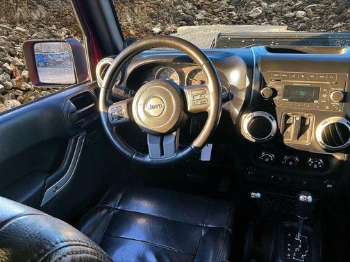 2012 Jeep Wrangler Sahara