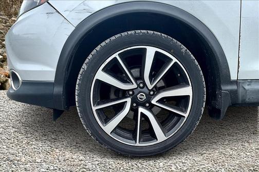 2017 Nissan Rogue Sport SL