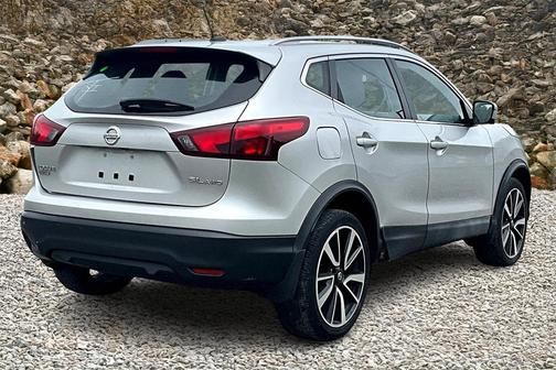 2017 Nissan Rogue Sport SL