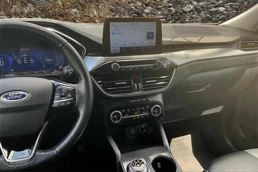 2021 Ford Escape Titanium