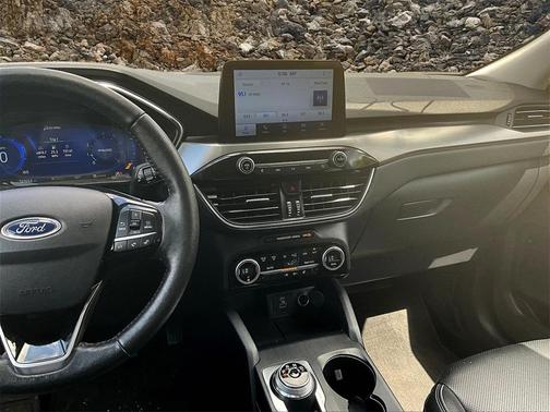 2021 Ford Escape Titanium