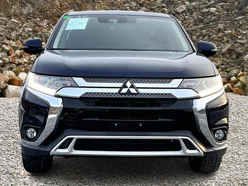 2020 Mitsubishi Outlander SE