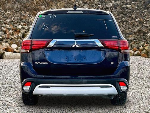 2020 Mitsubishi Outlander SE