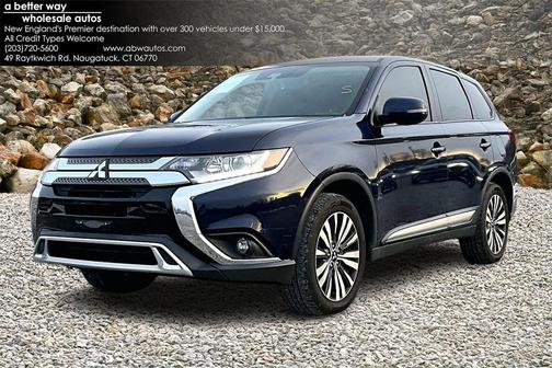 2020 Mitsubishi Outlander SE