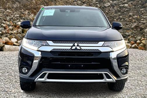 2020 Mitsubishi Outlander SE