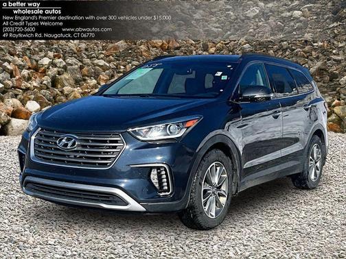 2017 Hyundai SANTA FE SE
