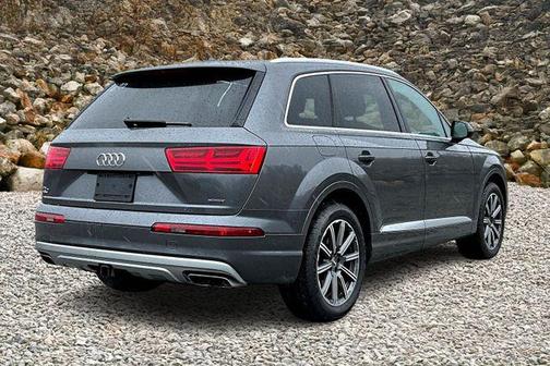2019 Audi Q7 45 Premium Plus